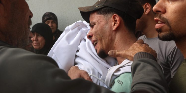 Six trapped under rubble after Israeli attack on Gaza City shelter kills 13 | Gaza News Six trapped under rubble after Israeli attack on Gaza City shelter kills 13 | Gaza News